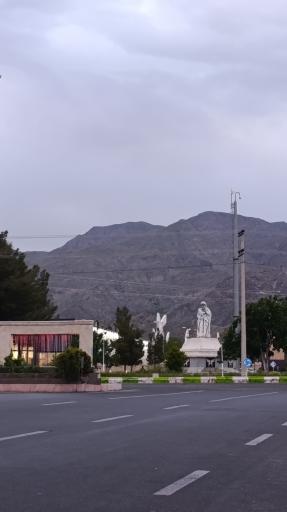عکس میدان دانشگاه