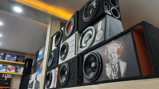 عکس سیستم صوتی خودرو هات سیستم