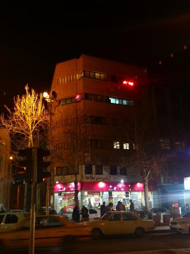 عکس مجتمع اداری تجاری طاها 