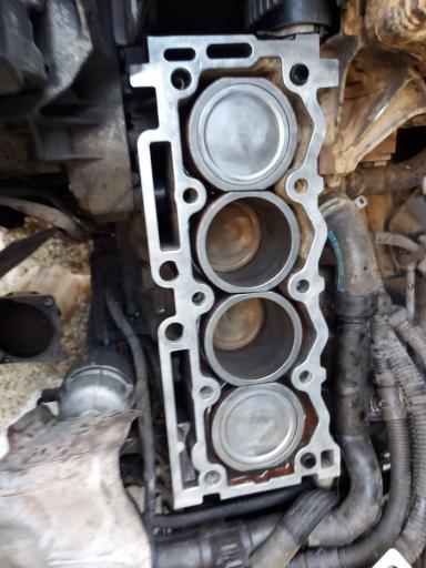 عکس خدمات فنی  مکانیکی و برق آریا