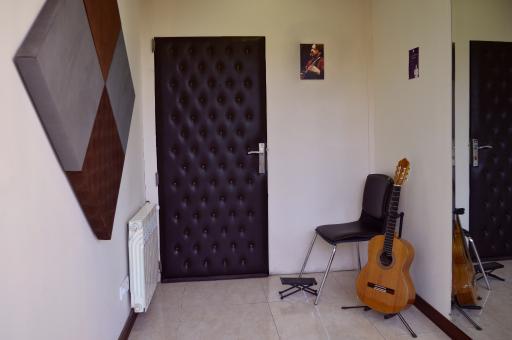 عکس آموزشگاه موسیقی پژواک