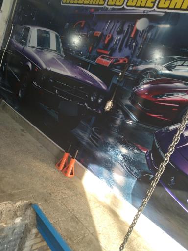 عکس تعمیرگاه تخصصی کادیلاک