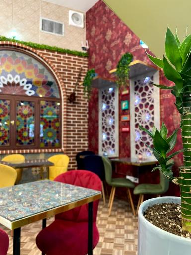 عکس کافه رستوران شهرزاد