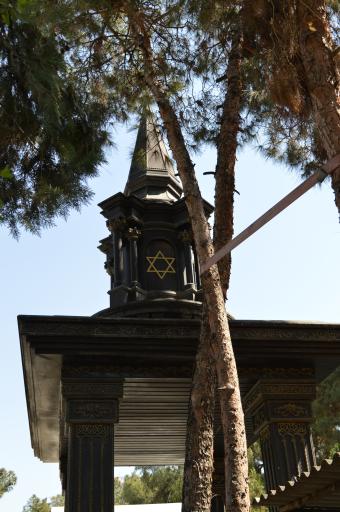 عکس قبرستان بهشتیه کلیمیان