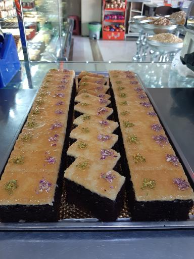 عکس شیرینی سرای نارگیل