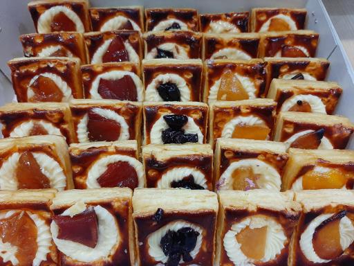 عکس شیرینی سرای نارگیل