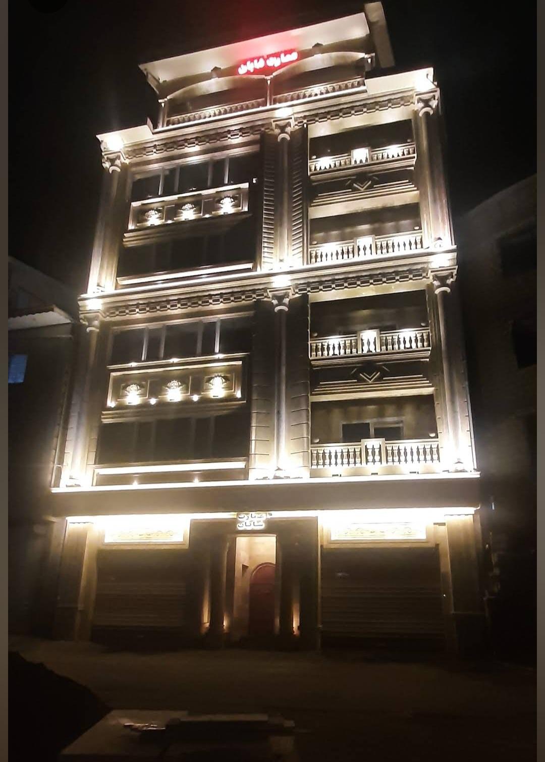 عکس عمارت شاهان