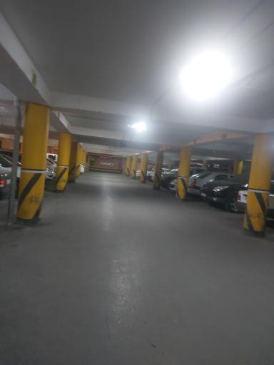 عکس پارکینگ طالقانی