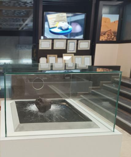 عکس موزه شهاب سنگ ایران