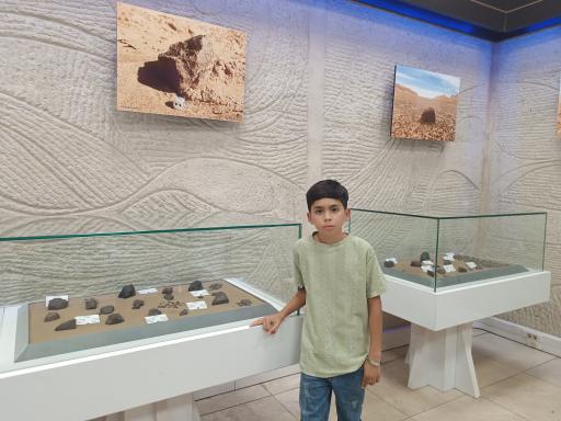 عکس موزه شهاب سنگ ایران