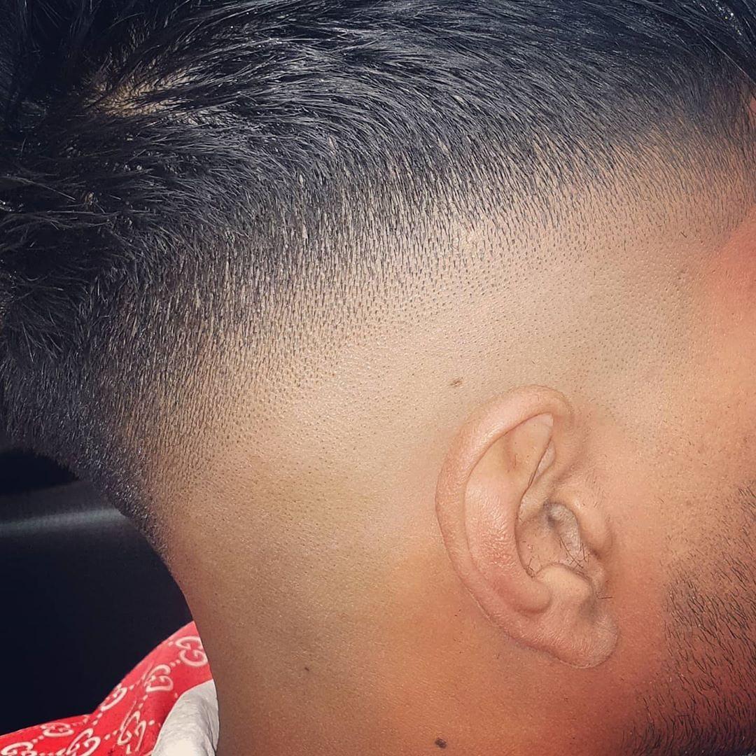 عکس پیرایشگاه چپ دست