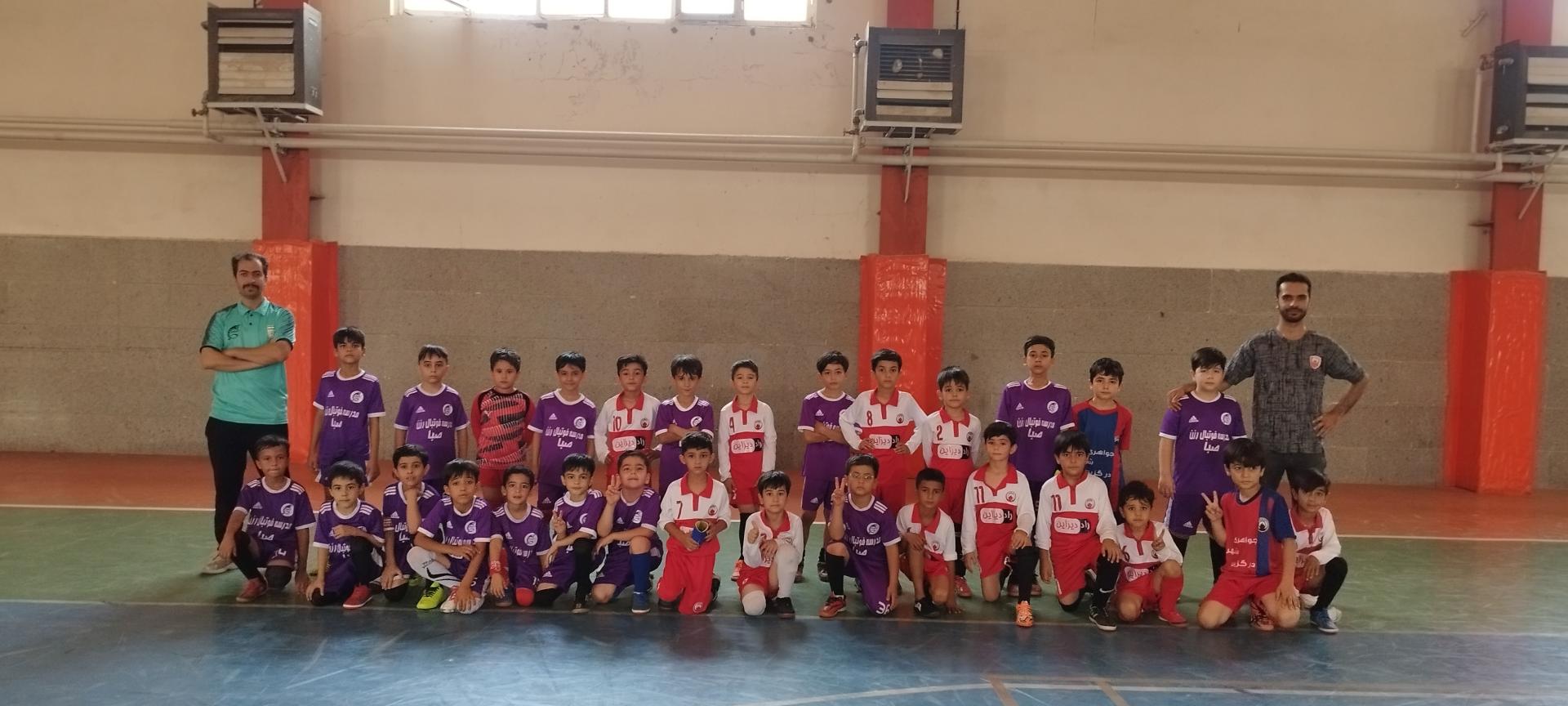 عکس باشگاه فوتسال فراز قروه درگزین