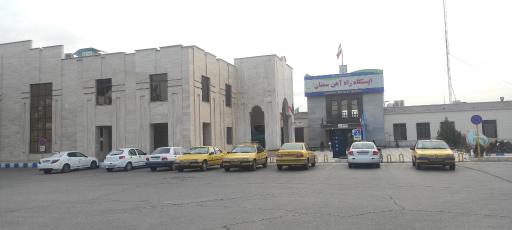 عکس ایستگاه راه آهن سمنان