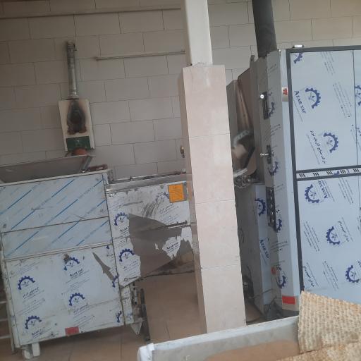 عکس نانوایی لواش مکانیزه