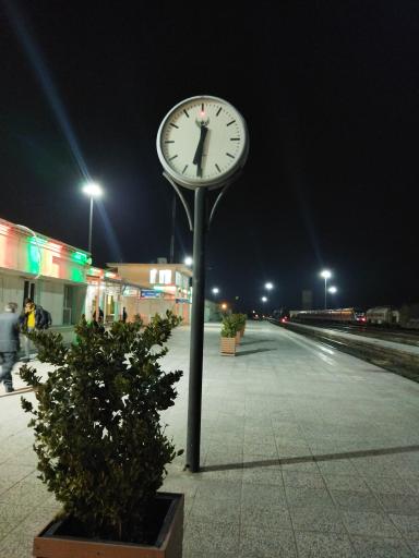 عکس ایستگاه قطار دورود