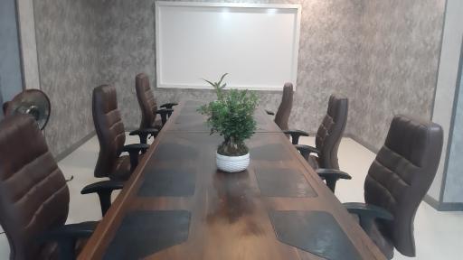 عکس دپارتمان تخصصیِ‌ املاک دکتر ملک