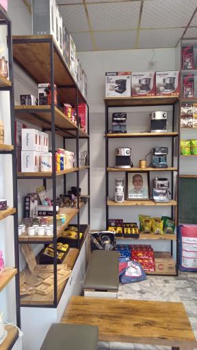 عکس قهوه فروشی بزرگمهر