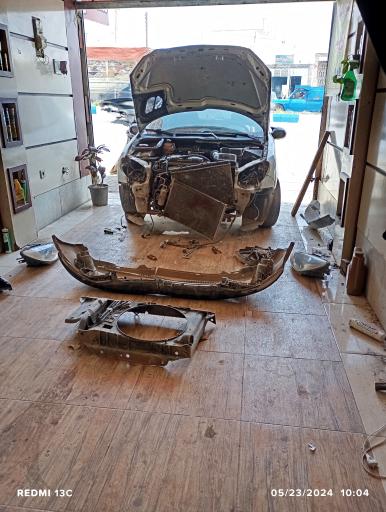 عکس خدمات بدنه و صافکاری PDR کوروش