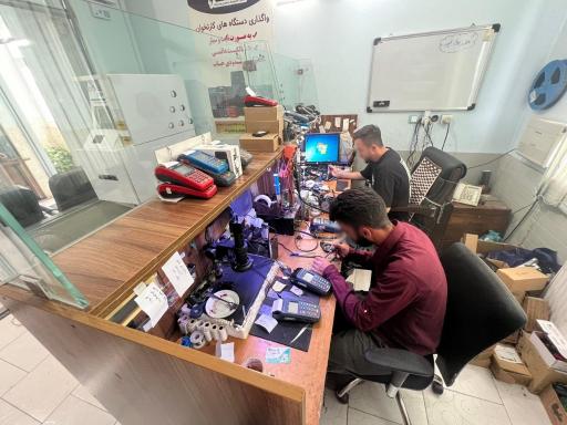 عکس تعمیر کارتخوان و خودپرداز 