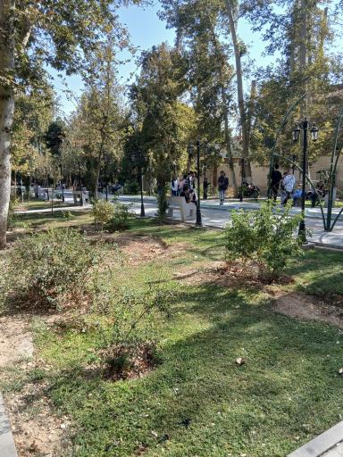 عکس عمارت باغ فردوس