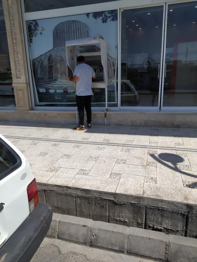 عکس دستگاه خودپرداز