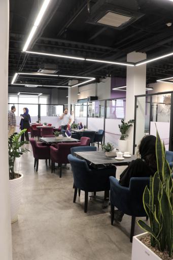 عکس شرکت سوییچ