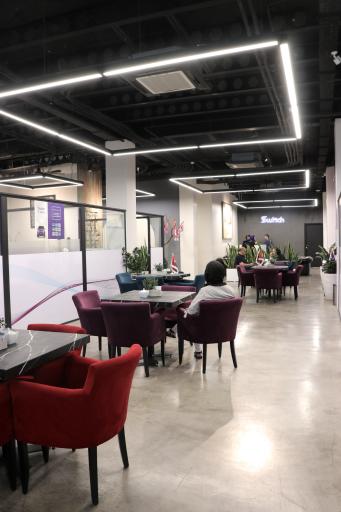 عکس شرکت سوییچ