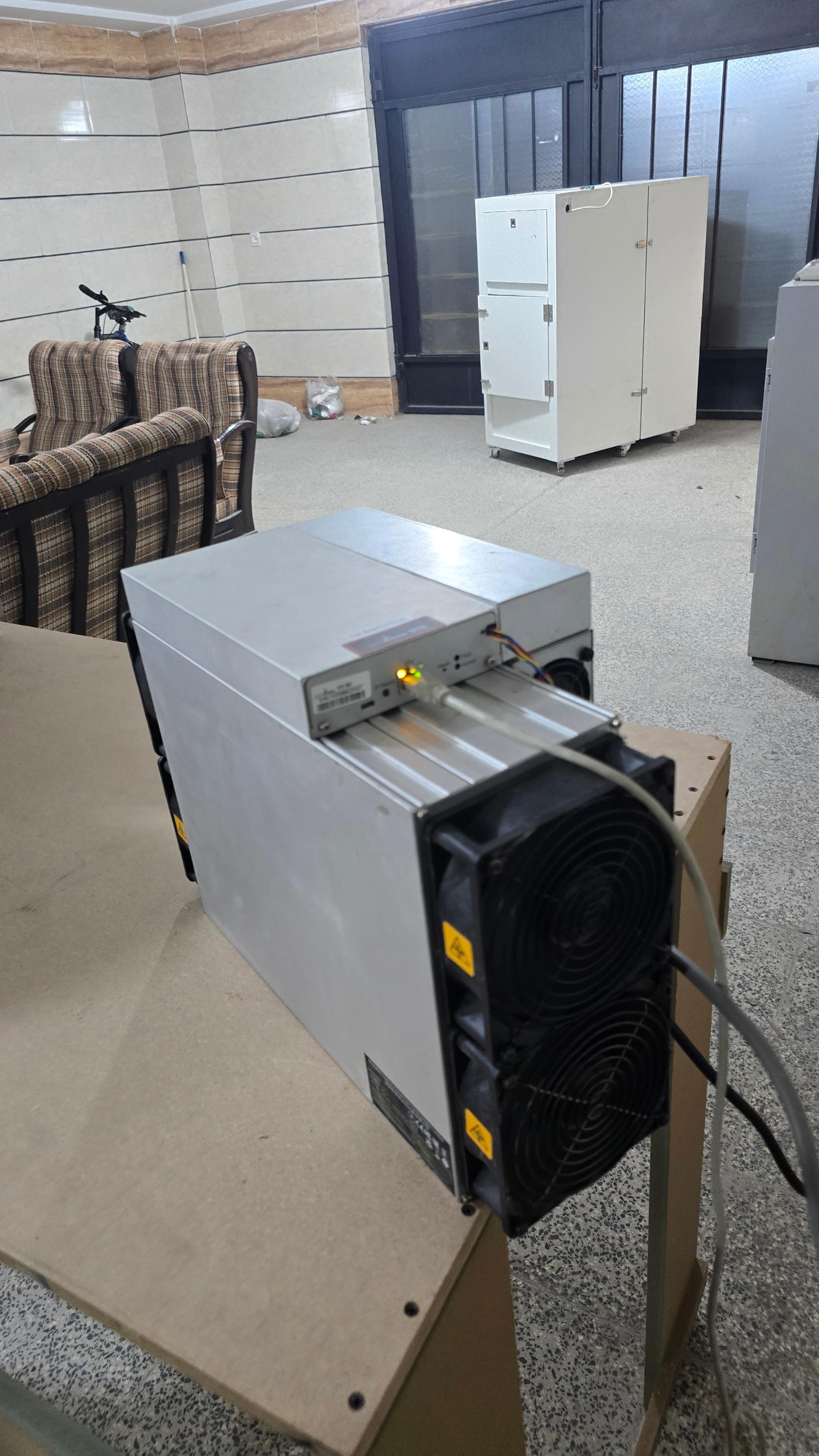 عکس شرکت لوازم ماینیگ و ماینر ژیار پرداز داده کاوش