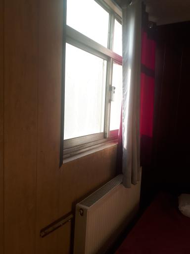 عکس هتل پیروز