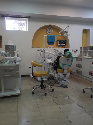 عکس دندانپزشکی رویای سپید