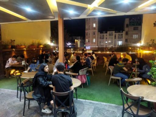 عکس کافه رستوران ایتالیایی ژولی