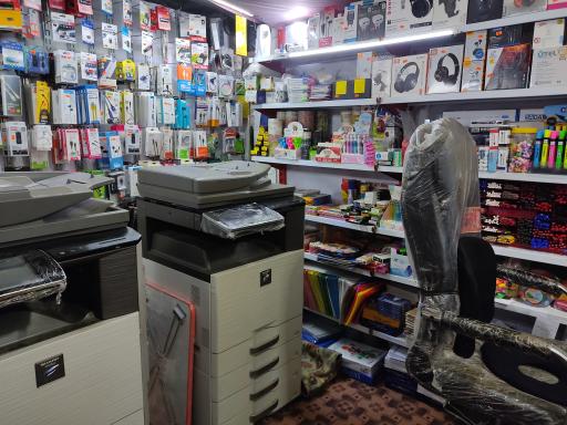 عکس فروشگاه لیرا