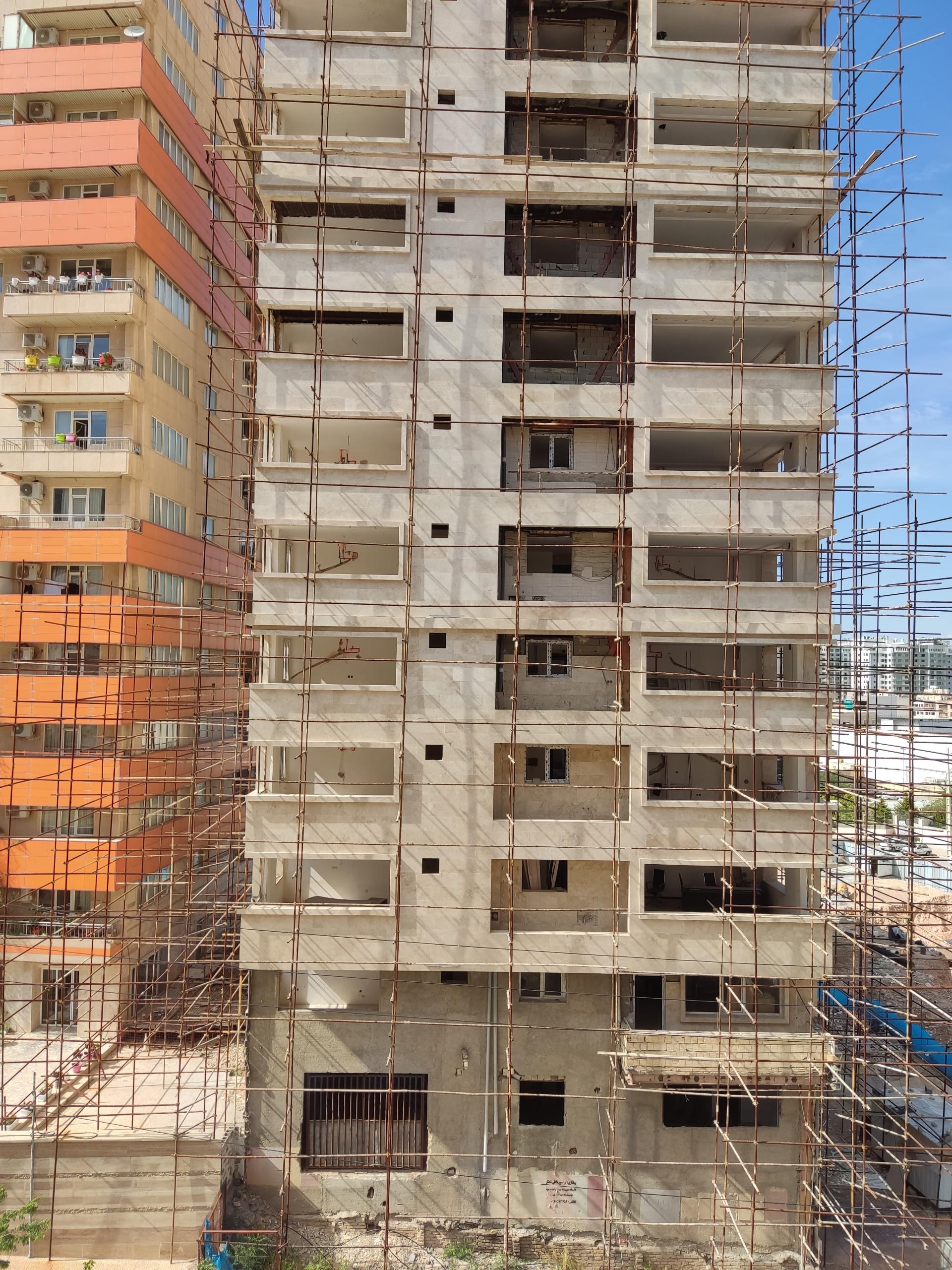 عکس مجتمع مسکونی آرین