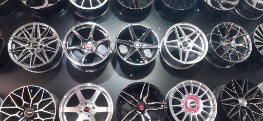 عکس فروشگاه رینگ و لاستیک فرجام