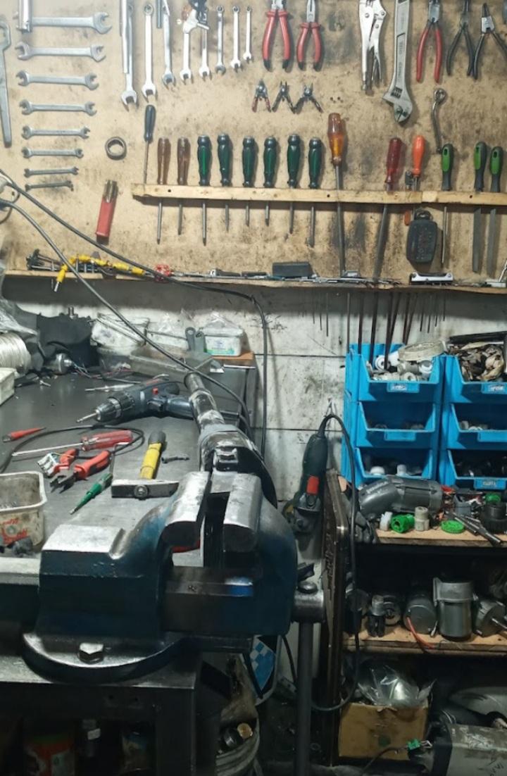 عکس تعمیرات جک پارکینگ 