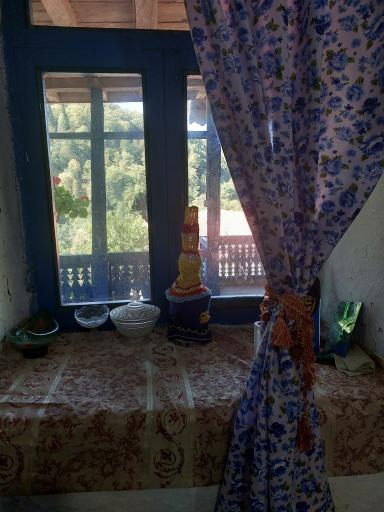 عکس بومگردی خانه خاطرات خانم خوشرو