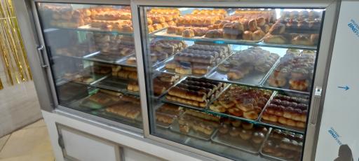 عکس شیرینی سرای کوردستان