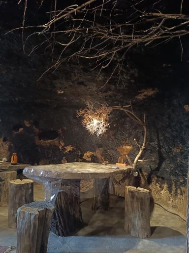 عکس کافه میمندمون