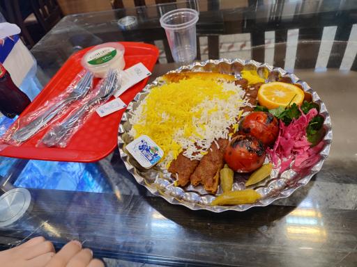 عکس رستوران گلریز