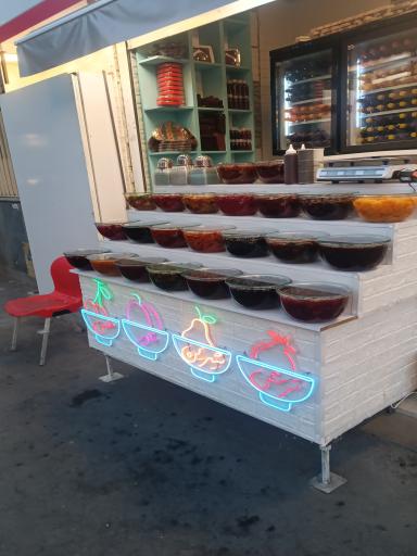 عکس کافه ترشک لواشک شاهکار