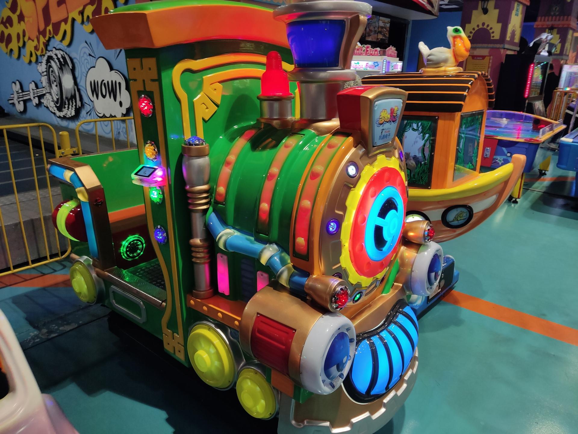 عکس شهربازی بوسکوماتو صبا مال