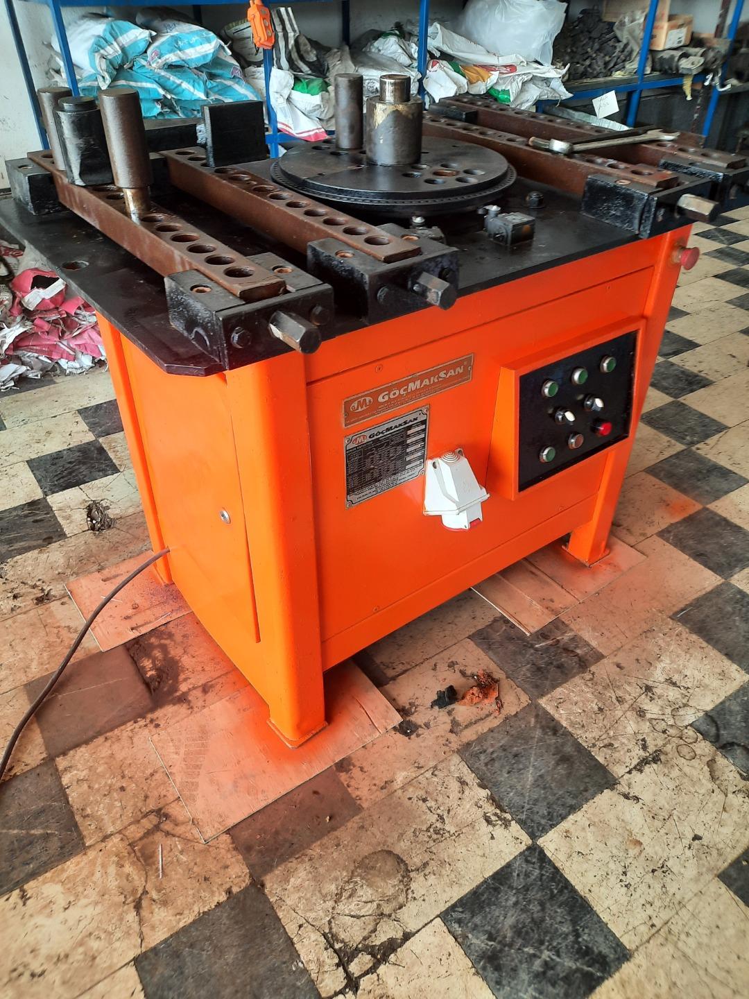 عکس لوازم و ماشین آلات مهندسی ۱۱۴ آقایی 