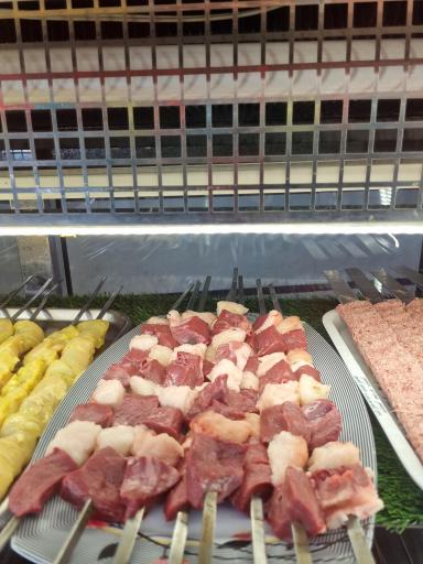 عکس جگرکی عموحسین