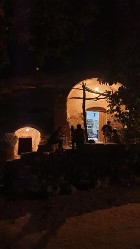 عکس کافه میمندمون