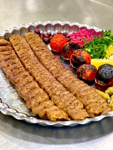 عکس رستوران گلریز