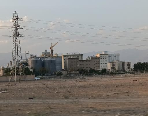 عکس پارکینگ تک ماکارون