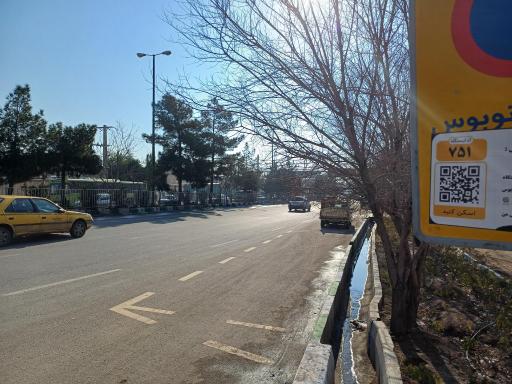 عکس ایستگاه اتوبوس امامزاده احمد