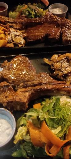 عکس کافه رستوران لیان