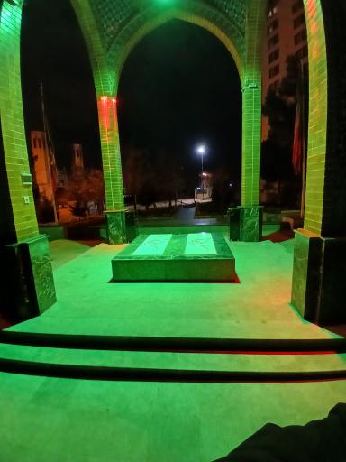 عکس مقبره شهدا گمنام