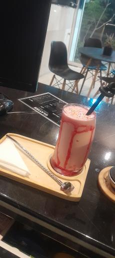 عکس کافه گلاویژ